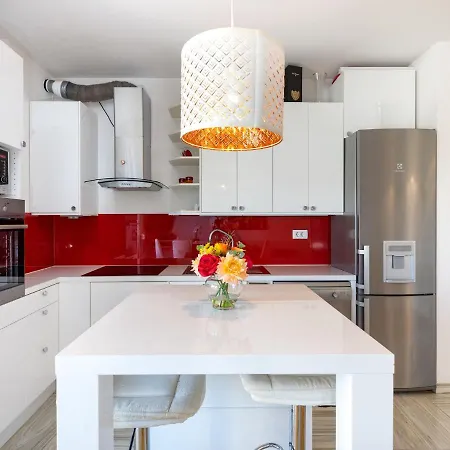 דירה Beachside Comfort In With Terrace ספליט